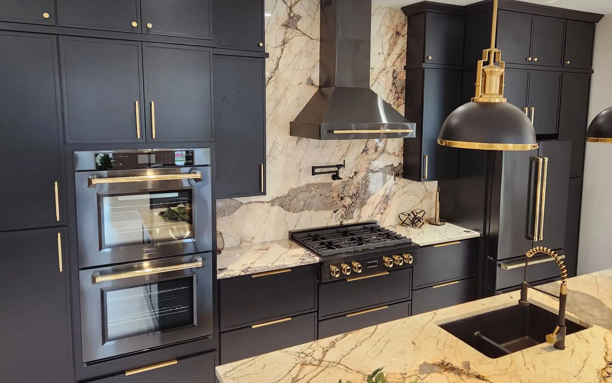 Slim Shaker Ebony Example Kitchen Slim Shaker Ebony Example Kitchen