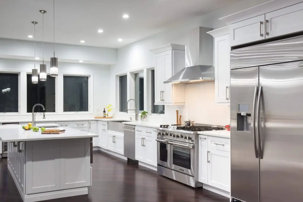 White Example Kitchen White Example Kitchen